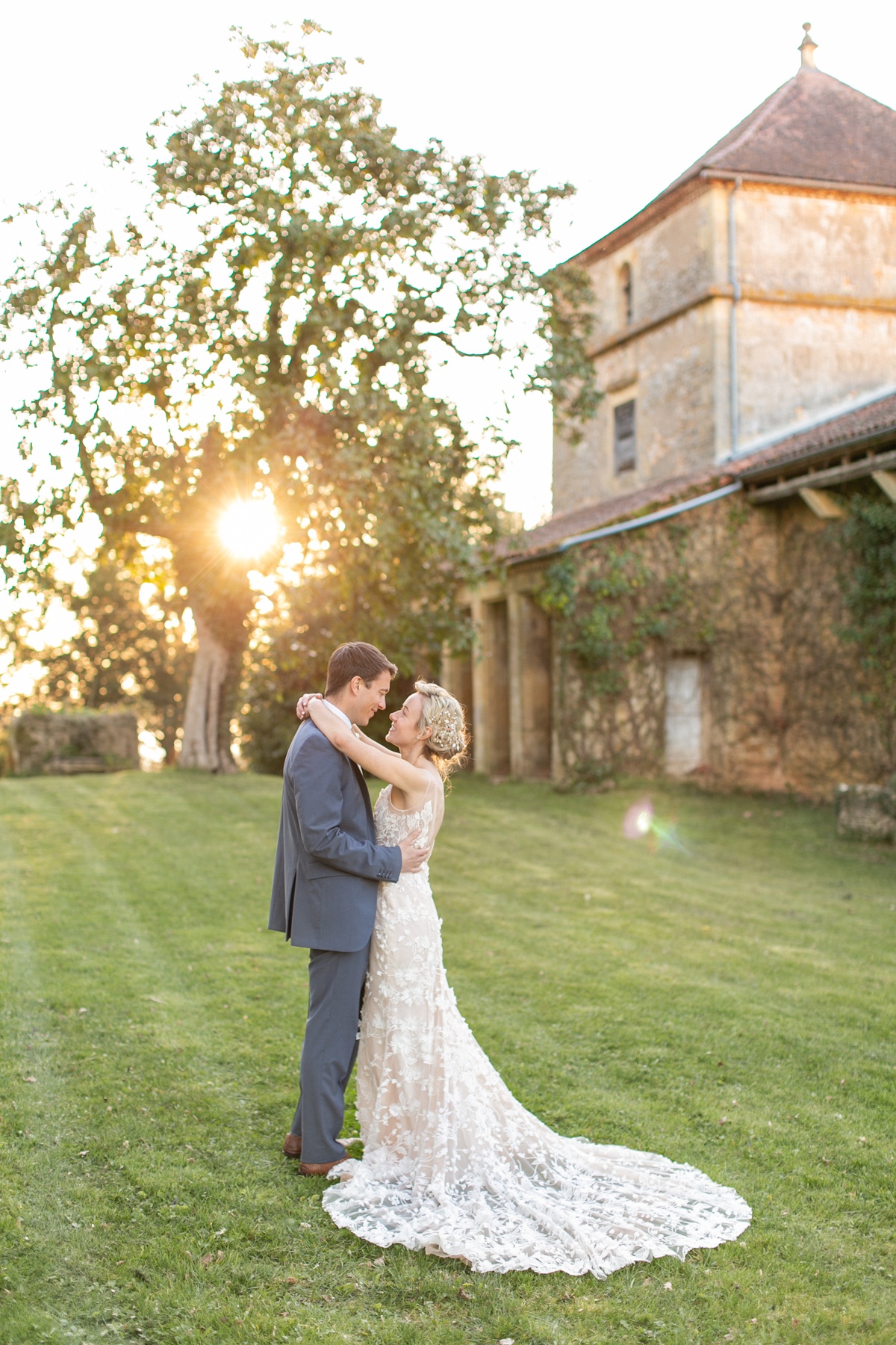 chateau-de-redon-ethereal-spring-wedding