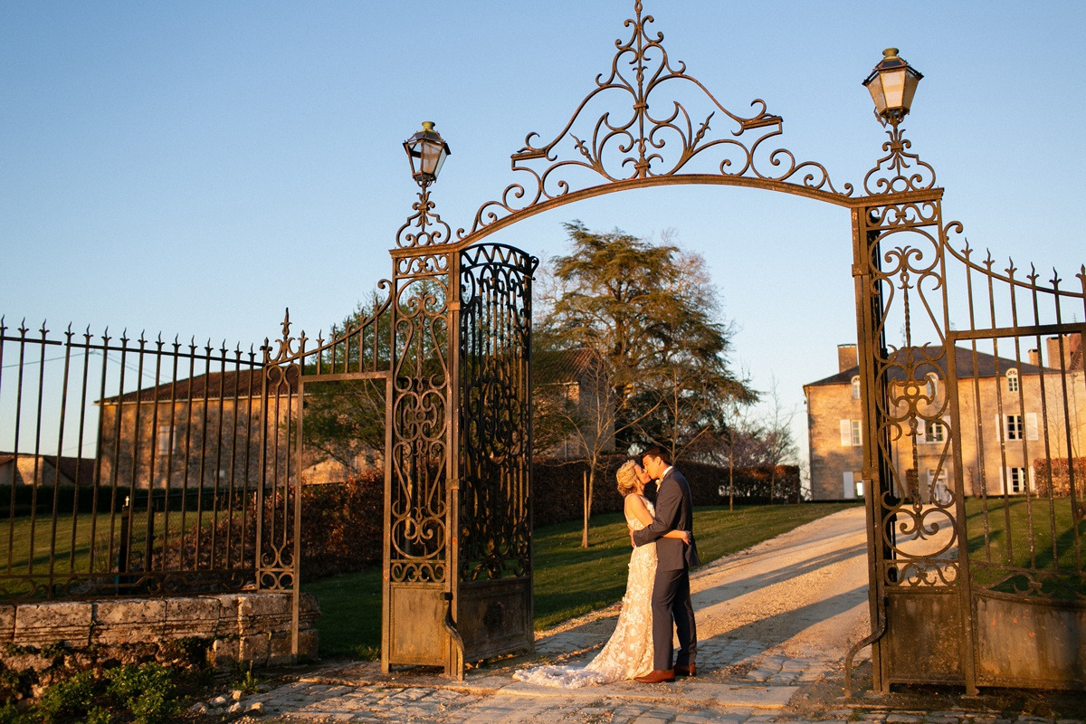 chateau-de-redon-ethereal-spring-wedding