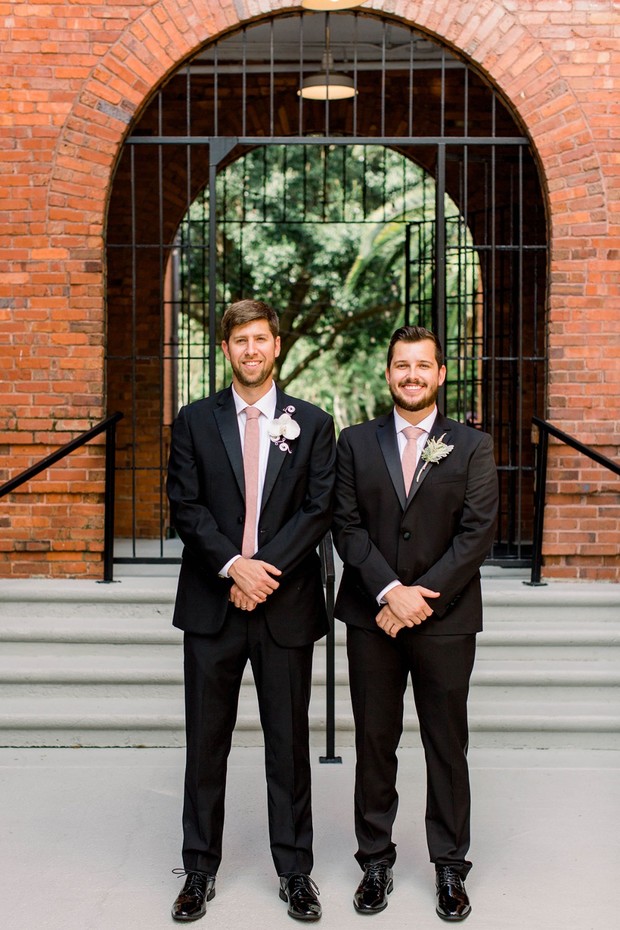 groom and best man