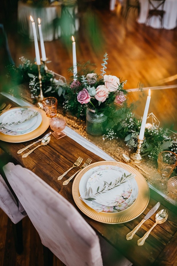 sweetheart table