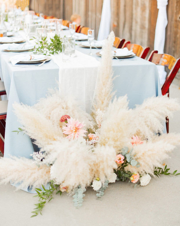 pampas grass wedding floral decor