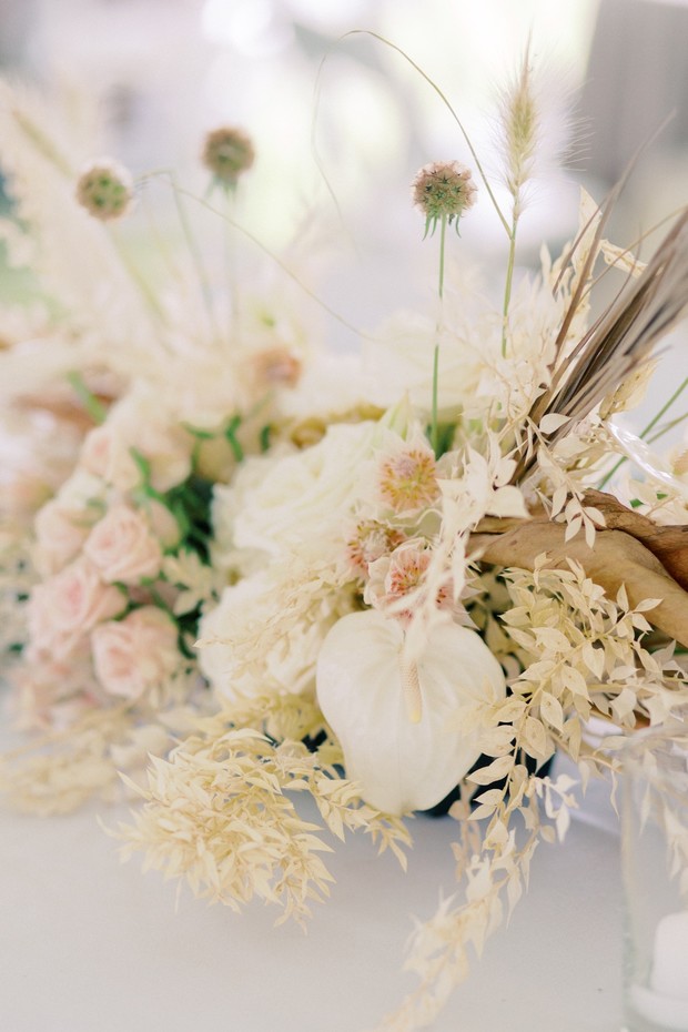 How To Have A Stunning Dried Floral Neutral Tone Wedding