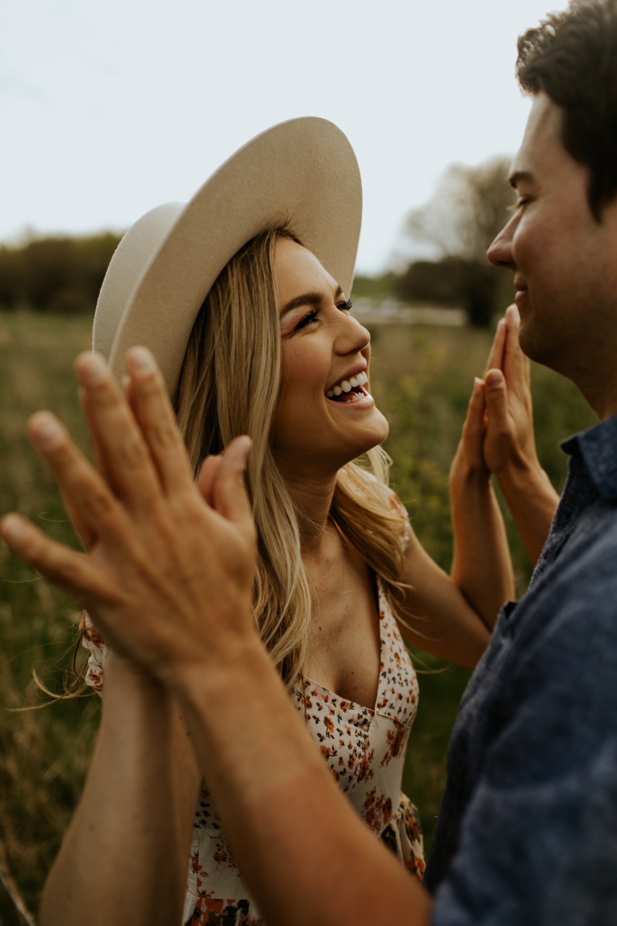 downtownomahanebraskaengagementphotograp