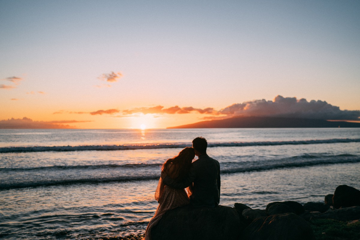 sunset couple portrait idea