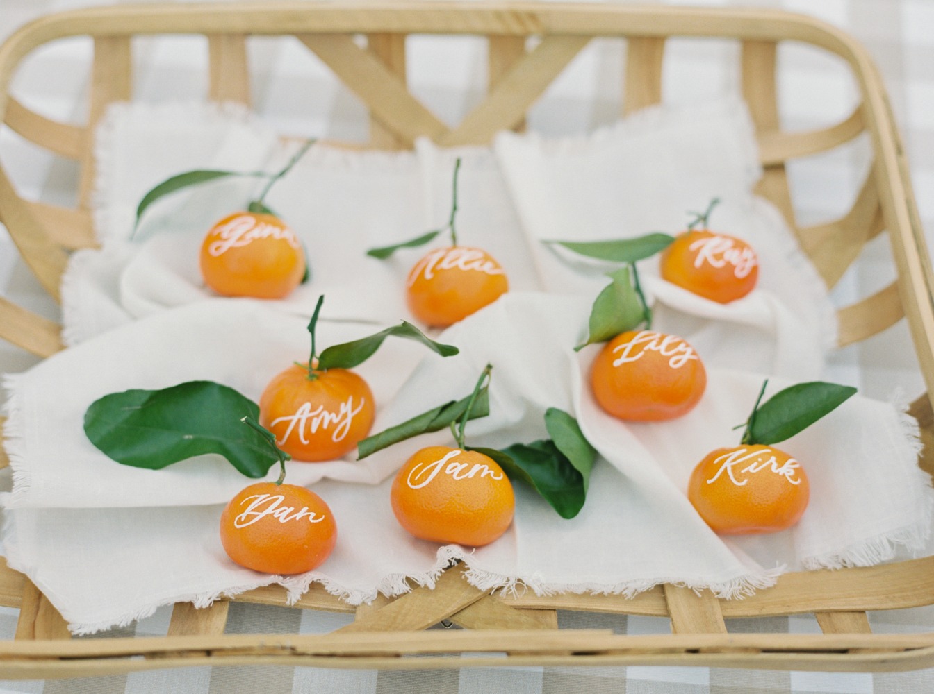 Clementine oranges used as escort cards