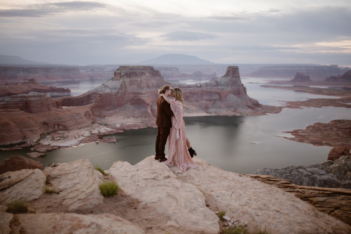 adventure elopement in the Southwest