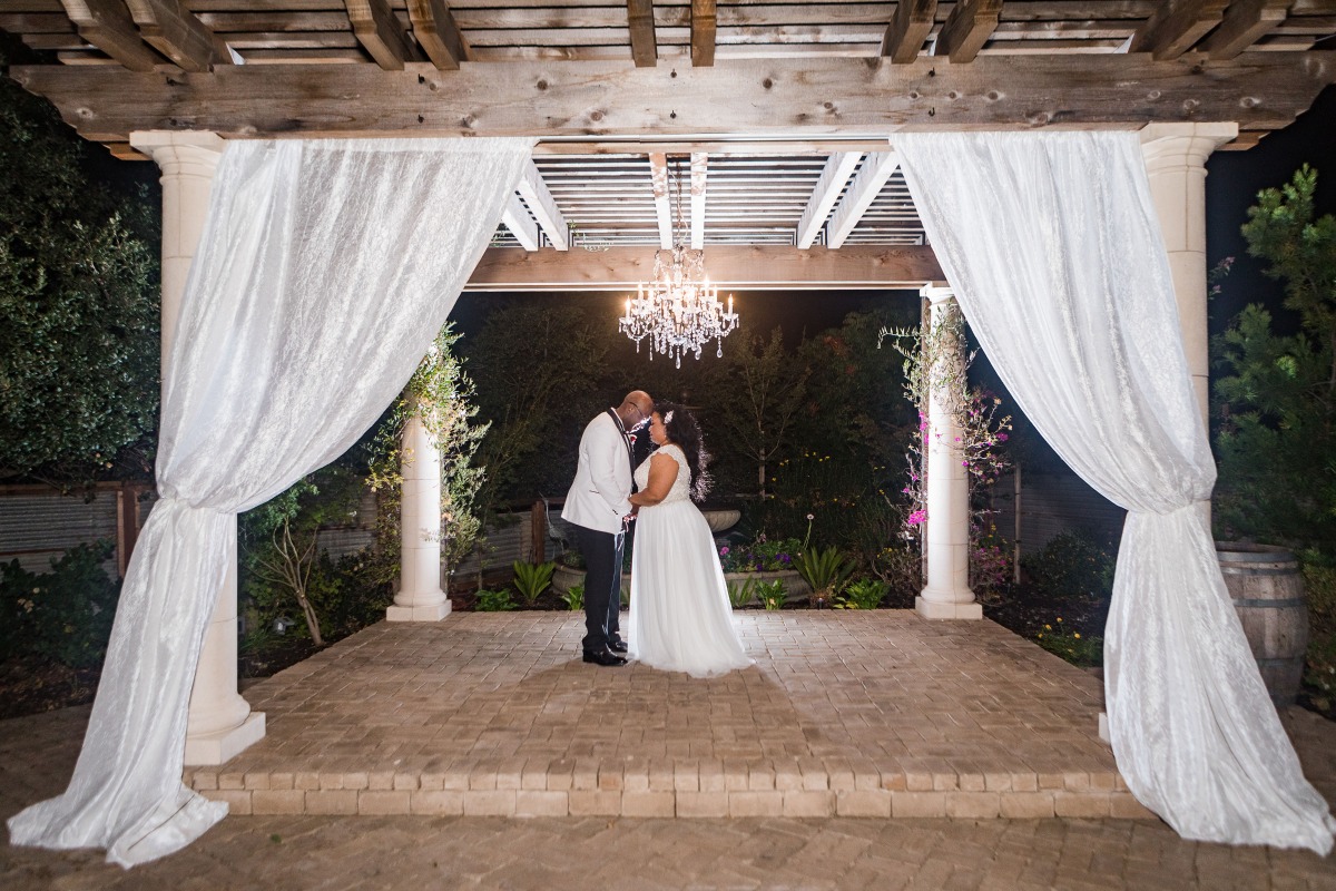 Hollywood Glam Wedding at Sunol's Casa Bella with Pops of Red and Black