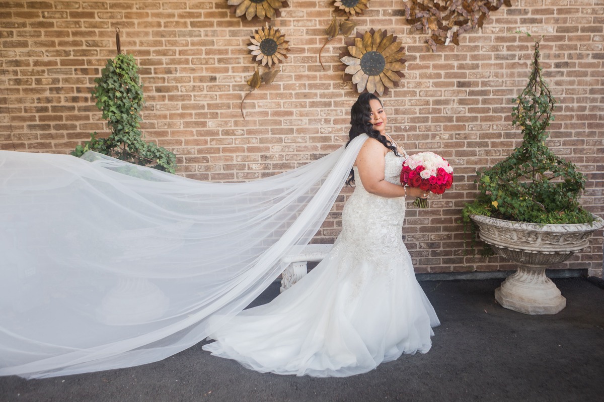 Hollywood Glam Wedding at Sunol's Casa Bella with Pops of Red and Black