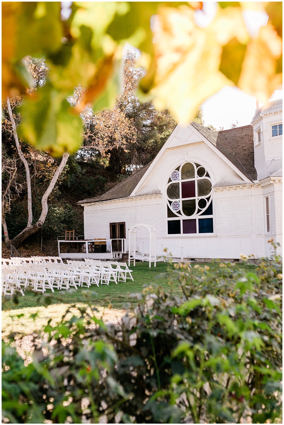 disney-haunted-mansion-theme-wedding-her