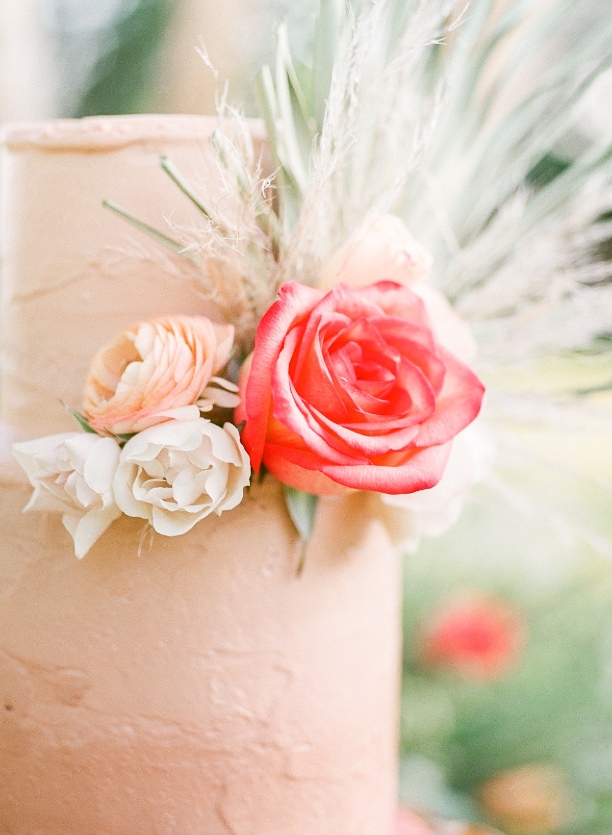 Palm-Springs-Esque Elopement in Virginia