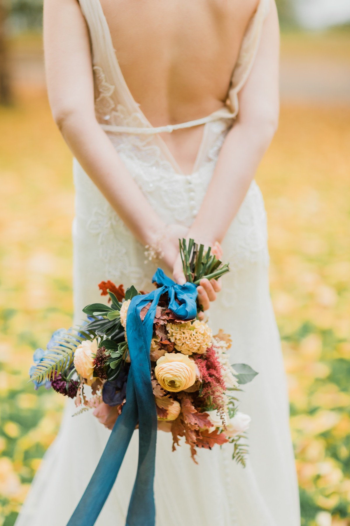 Warm and Intimate Elopement with Fall Foliage in Seattle