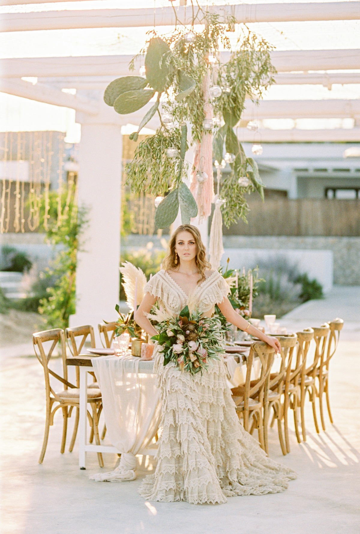 The Most Chic Beachy Wedding Day For Your Boho Heartt