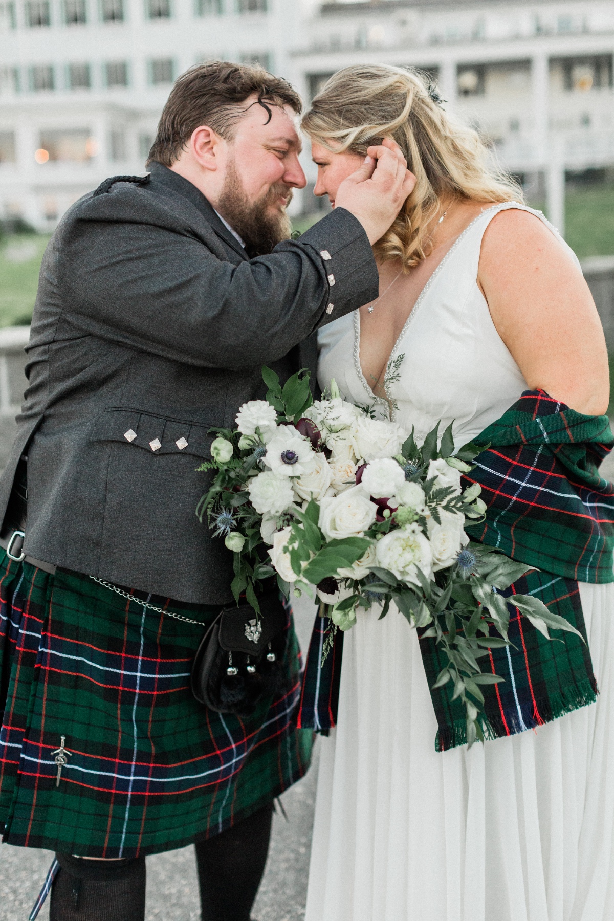 Brad and Emilee's Seaside Scottish Wedding Day