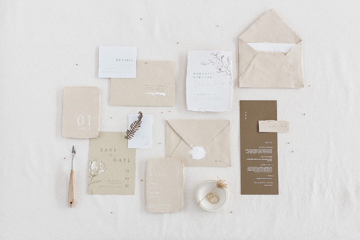 Minimal Chic Wedding in an Ancient Italian Mill