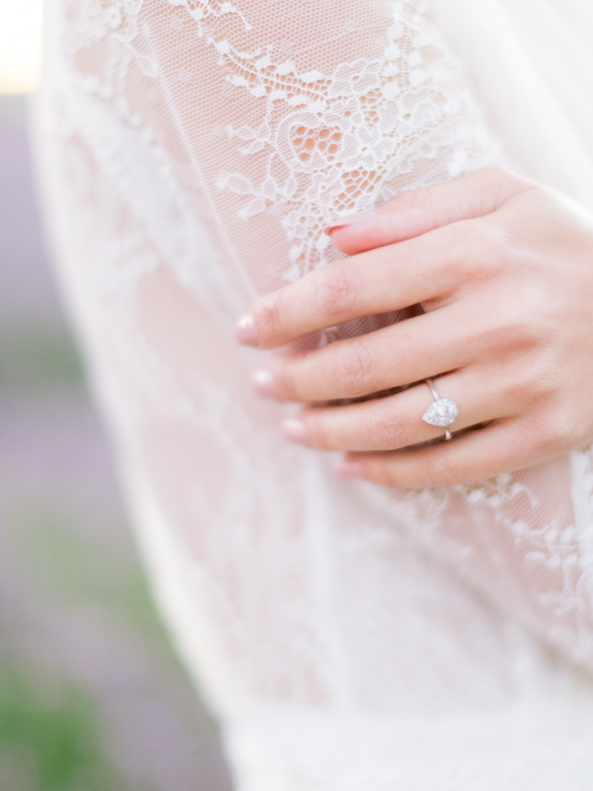 bride-in-gordes-sarah-stefani-51