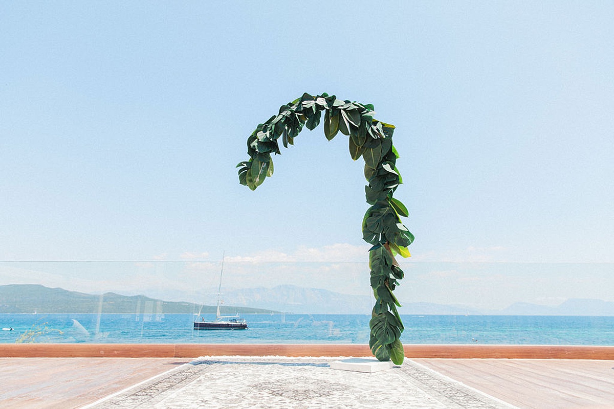 modern-tropical-micro-wedding-greece-11