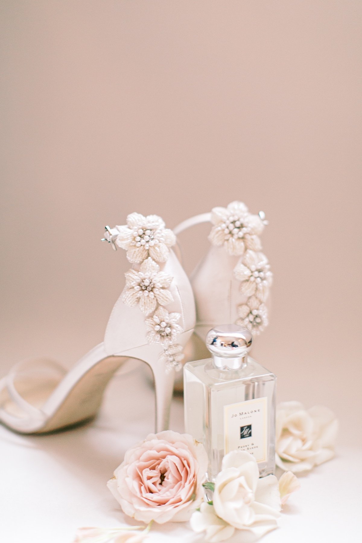 The Best Wedding Perfume for Your Bridal Style