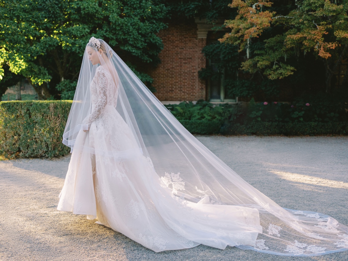 Anne Barge Fall 2022 Bridal Collection