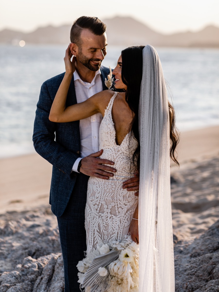 Monochromatic Beach Wedding In Cabo