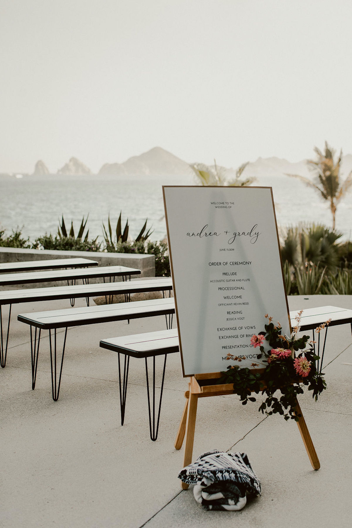 This Destination Wedding in Los Cabos Was All About Modern Copper Tones