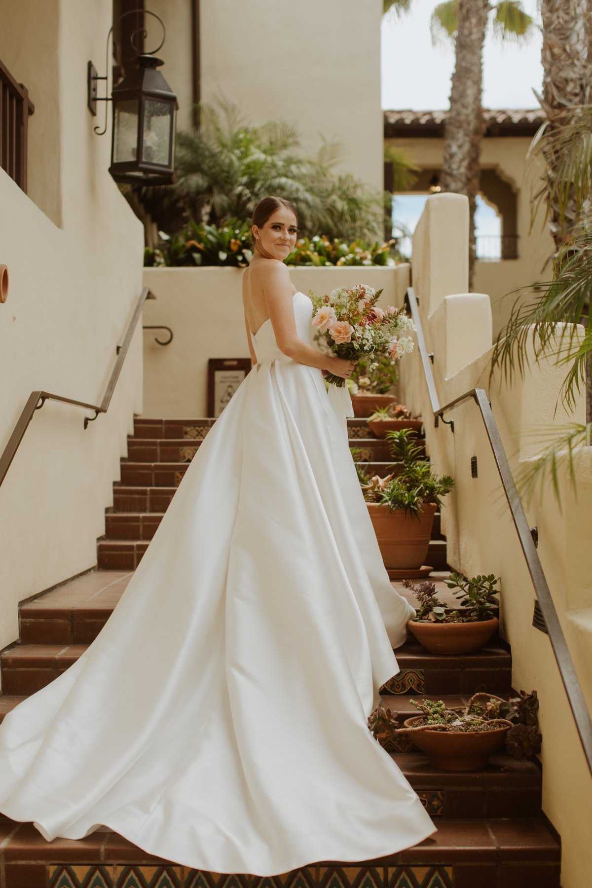 Modern  Pride   Prejudice  inspired Garden Wedding in SoCal