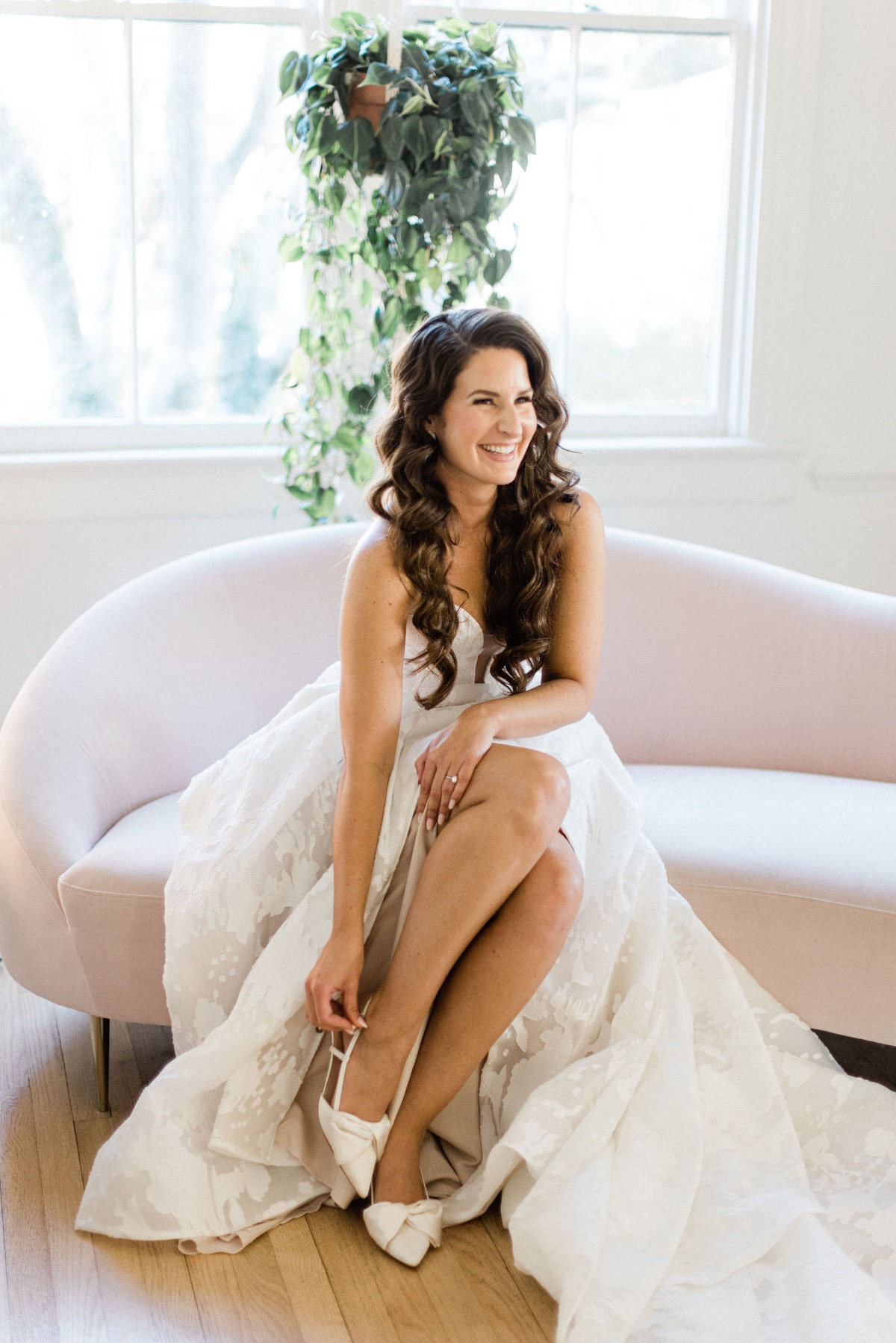 Timeless Wedding In Black, White, & Blush That Will Melt Your Heart