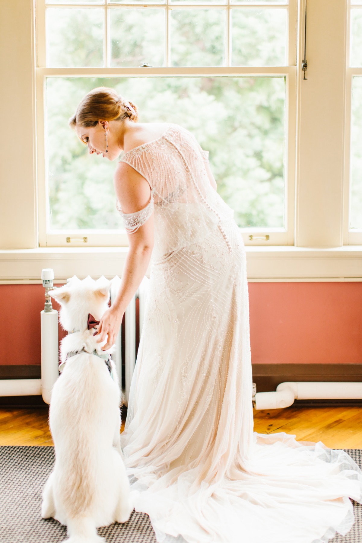 a-pilots-wedding-in-an-airplane-hangar-p