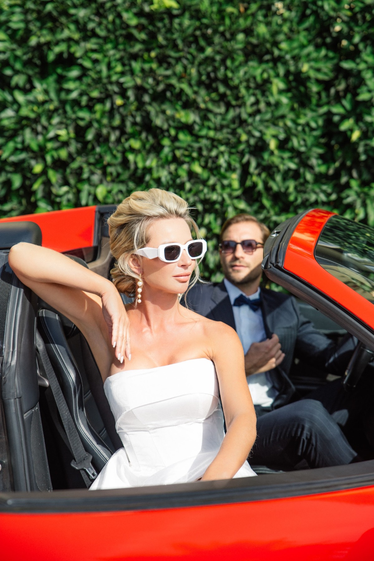 This bride showed up to her Italian ceremony in a classic red Ferrari, Wedding Chicks
