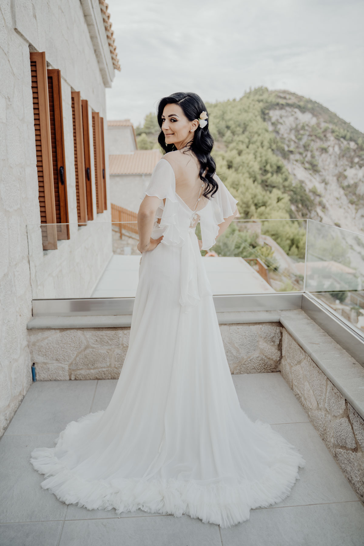 From a hand-drawn sketch to reality: A dream wedding in Greece