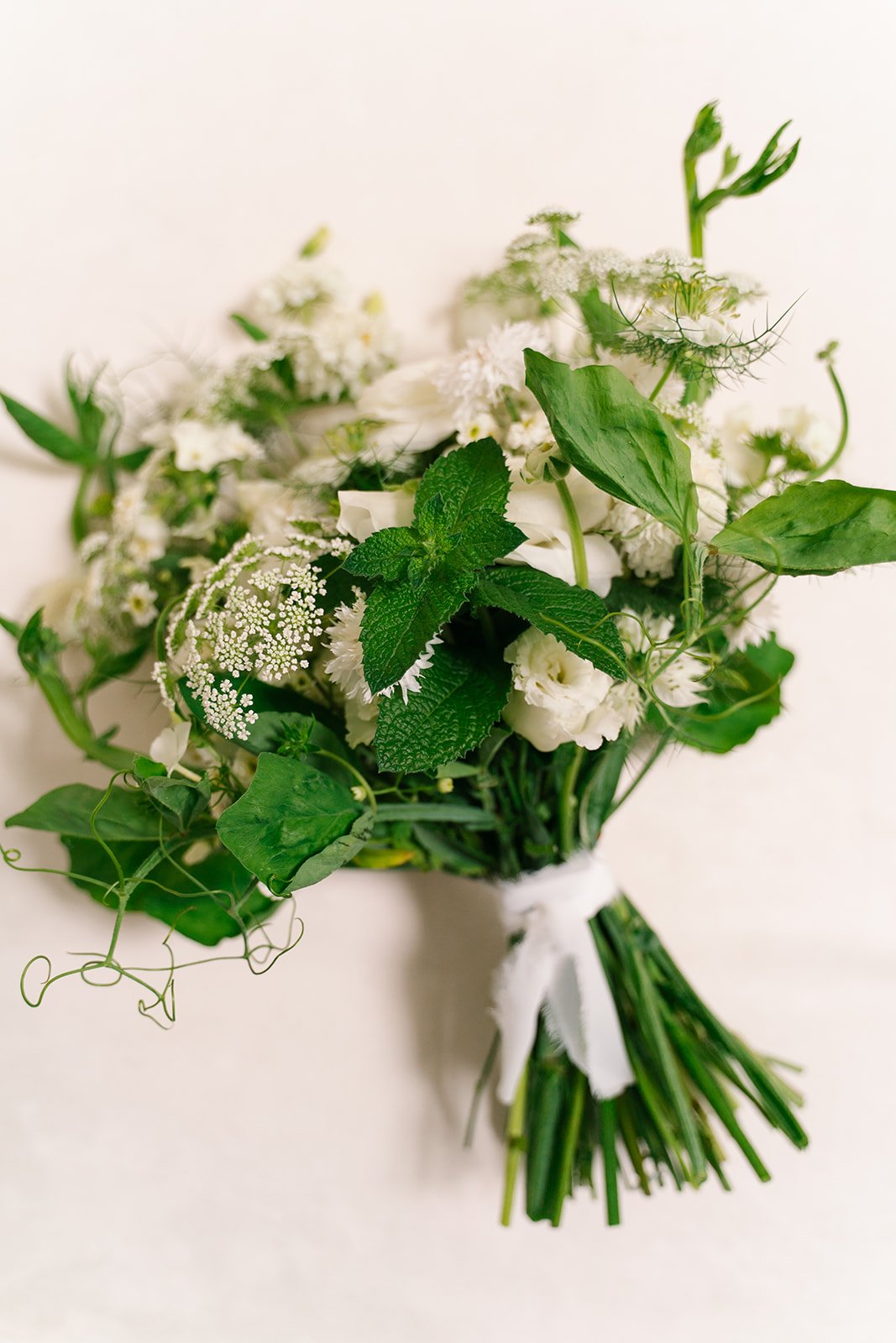 lyle-colette-wedding-international-tennis-hall-of-fame-newport-ri-44