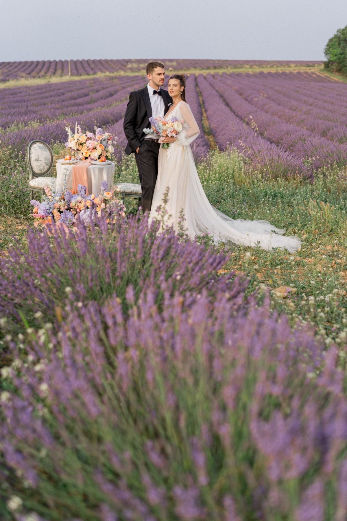 a-love-story-to-remember-purple-elopement-at-the-lavender-fields-of-provence-27