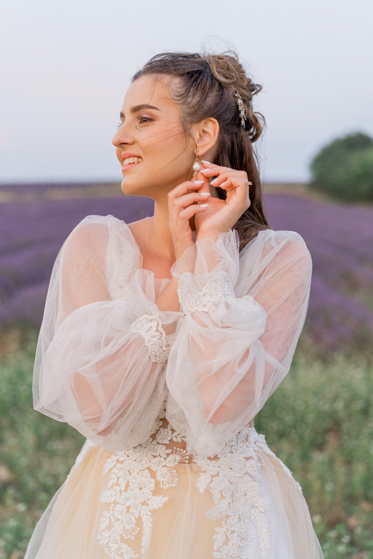 a-love-story-to-remember-purple-elopement-at-the-lavender-fields-of-provence-58