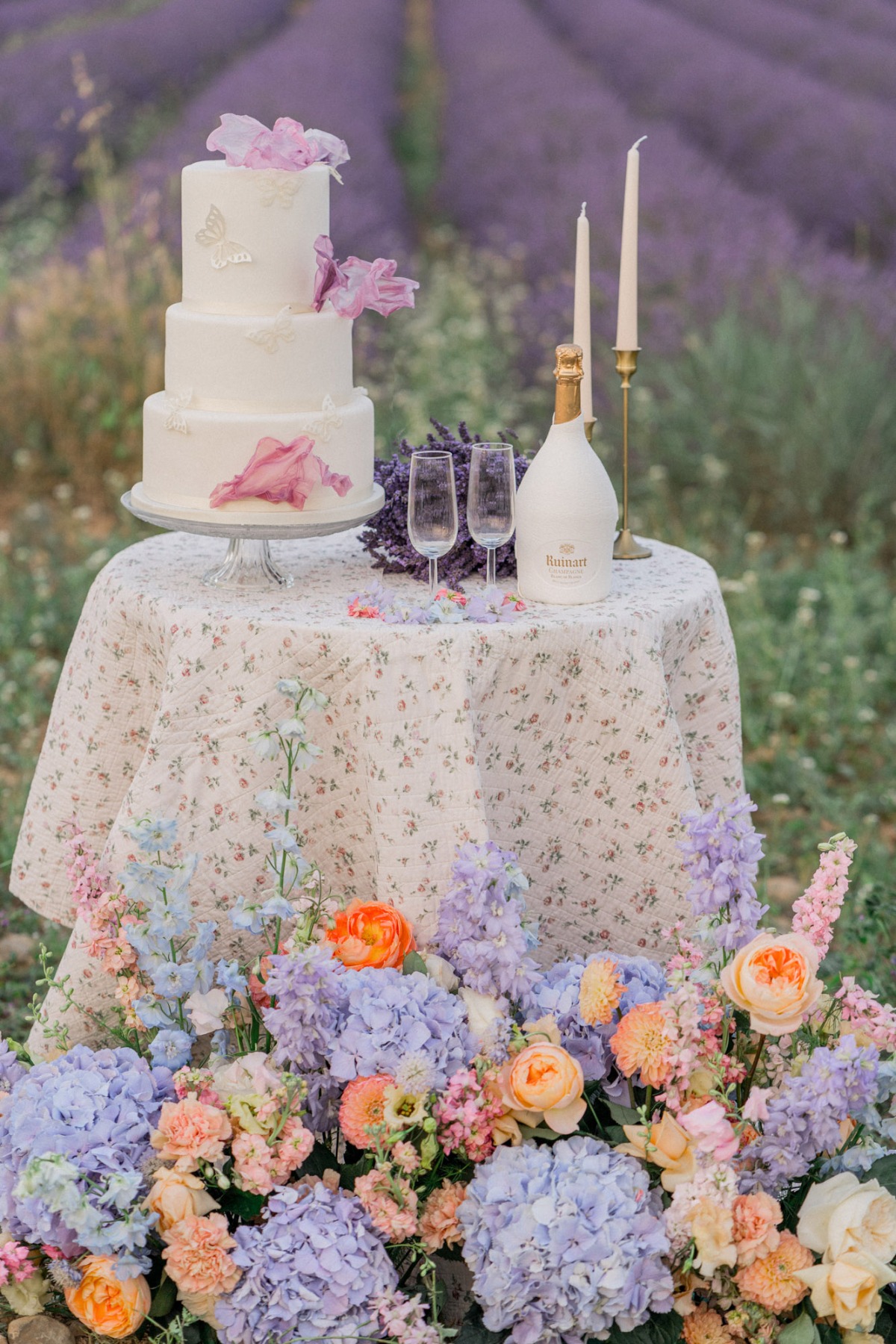 a-love-story-to-remember-purple-elopement-at-the-lavender-fields-of-provence-63