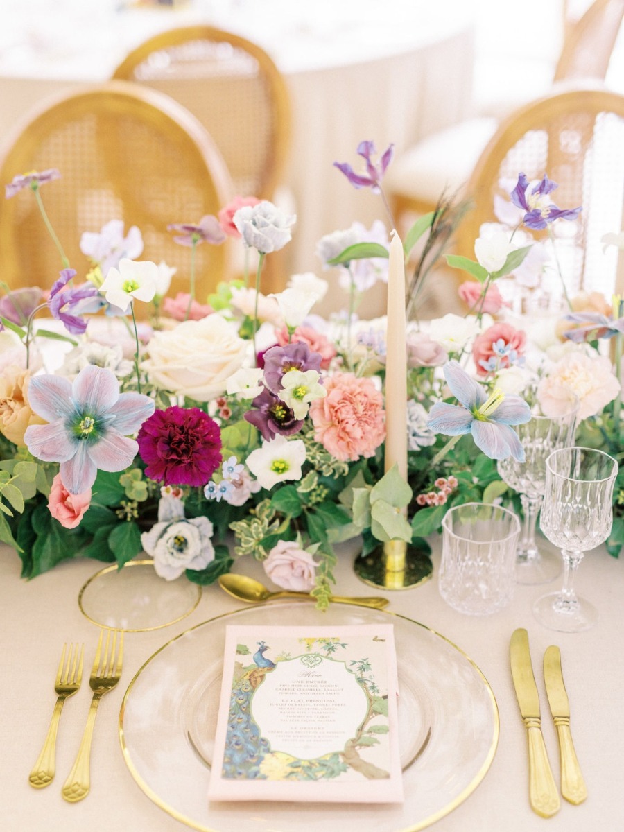 This French château wedding stuns with colorful floral details