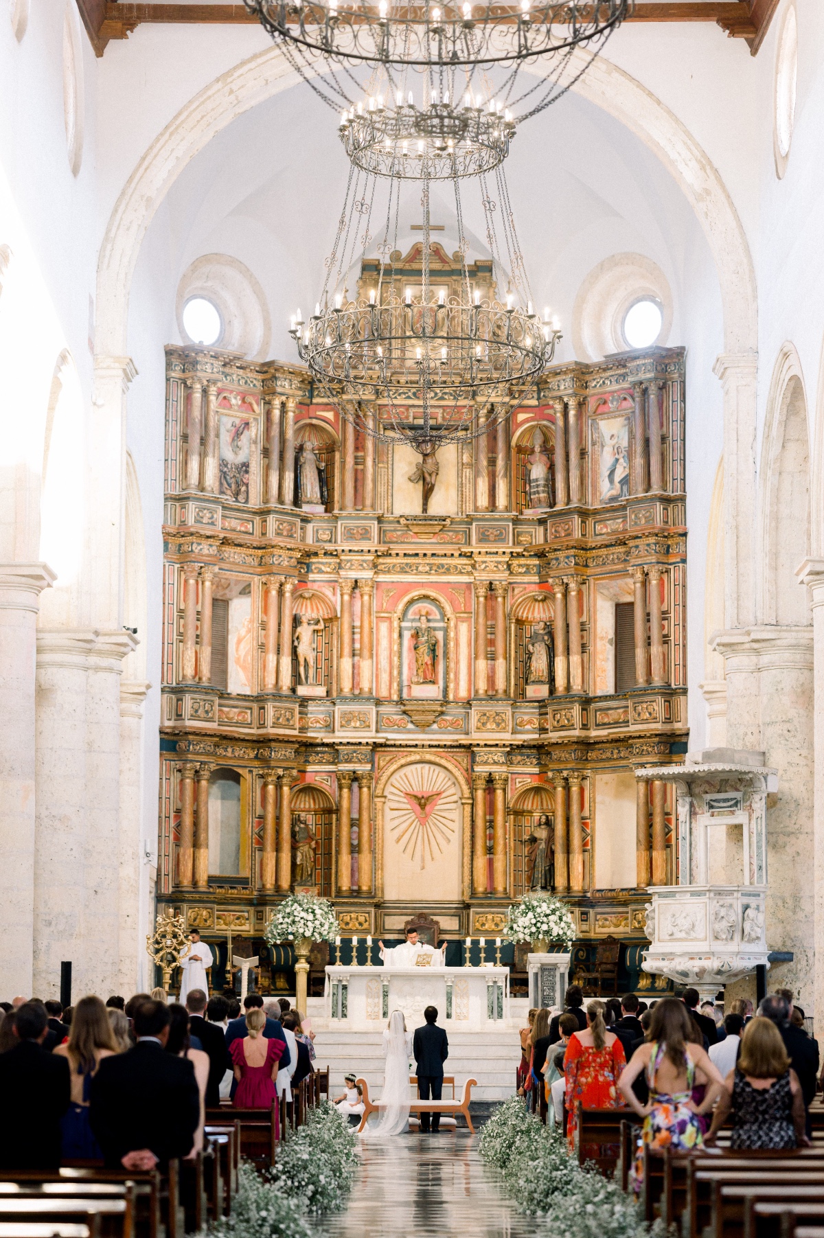 Colombian cathedral wedding ceremony