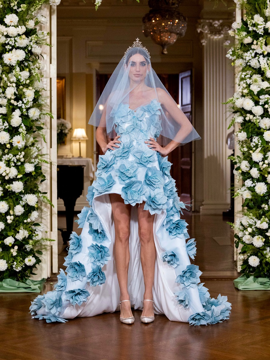 Rivini Spring 2019 - Weddingchicks  Bridal jumpsuit with train, Bridal  jumpsuit, Floor length wedding dress