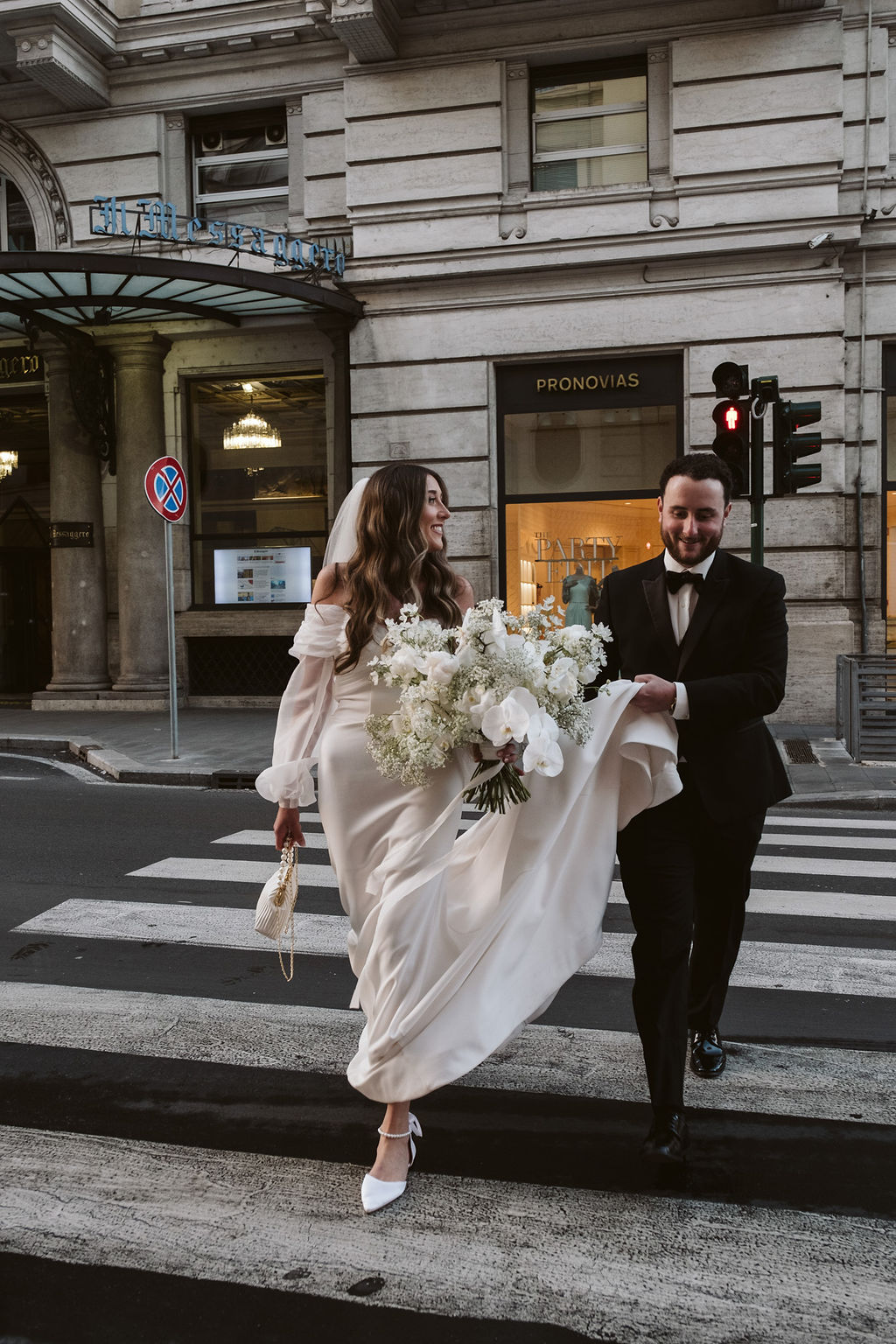 Stylish Italian city elopement 