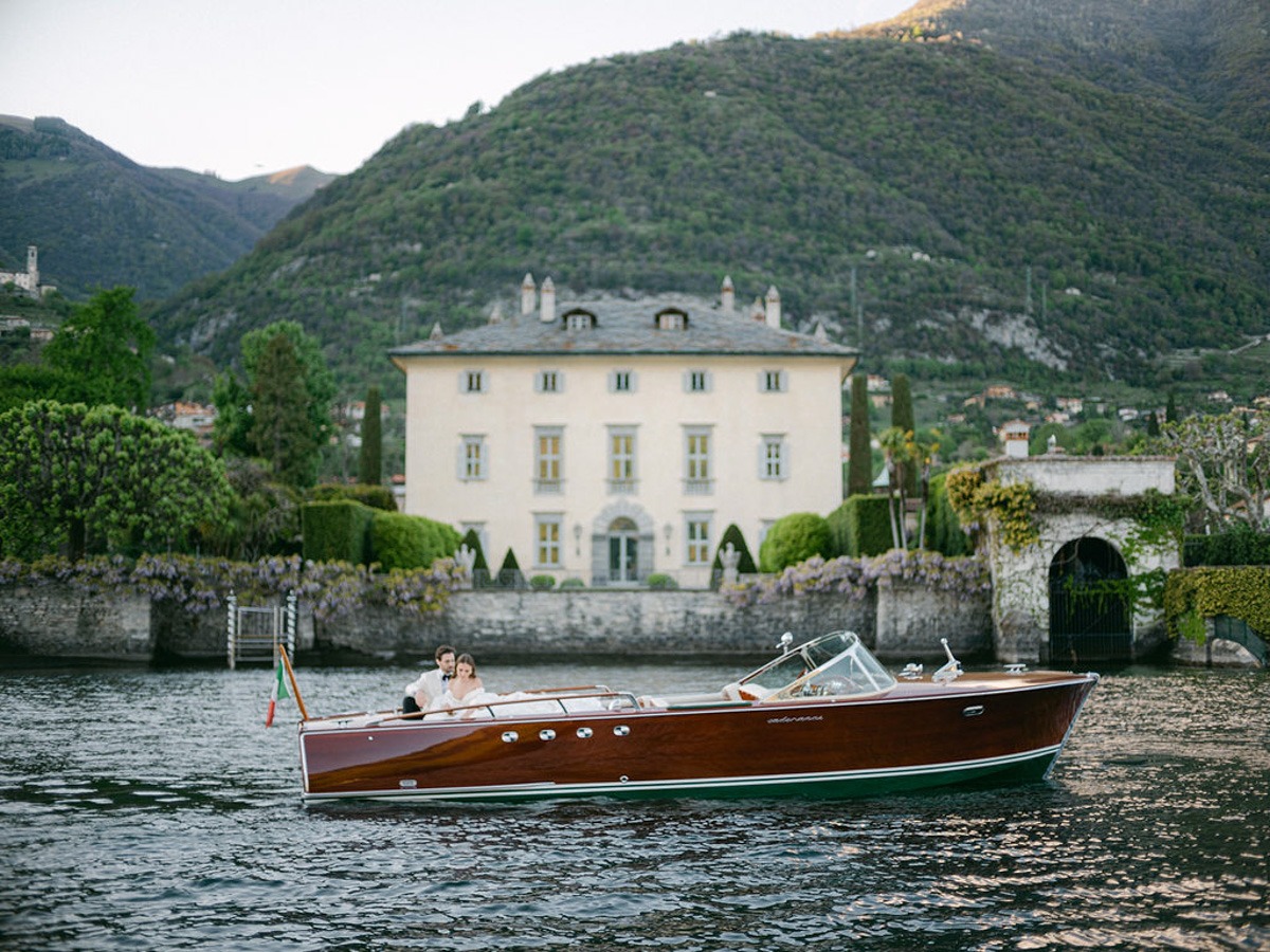 Wedding boat for sunset portraits 