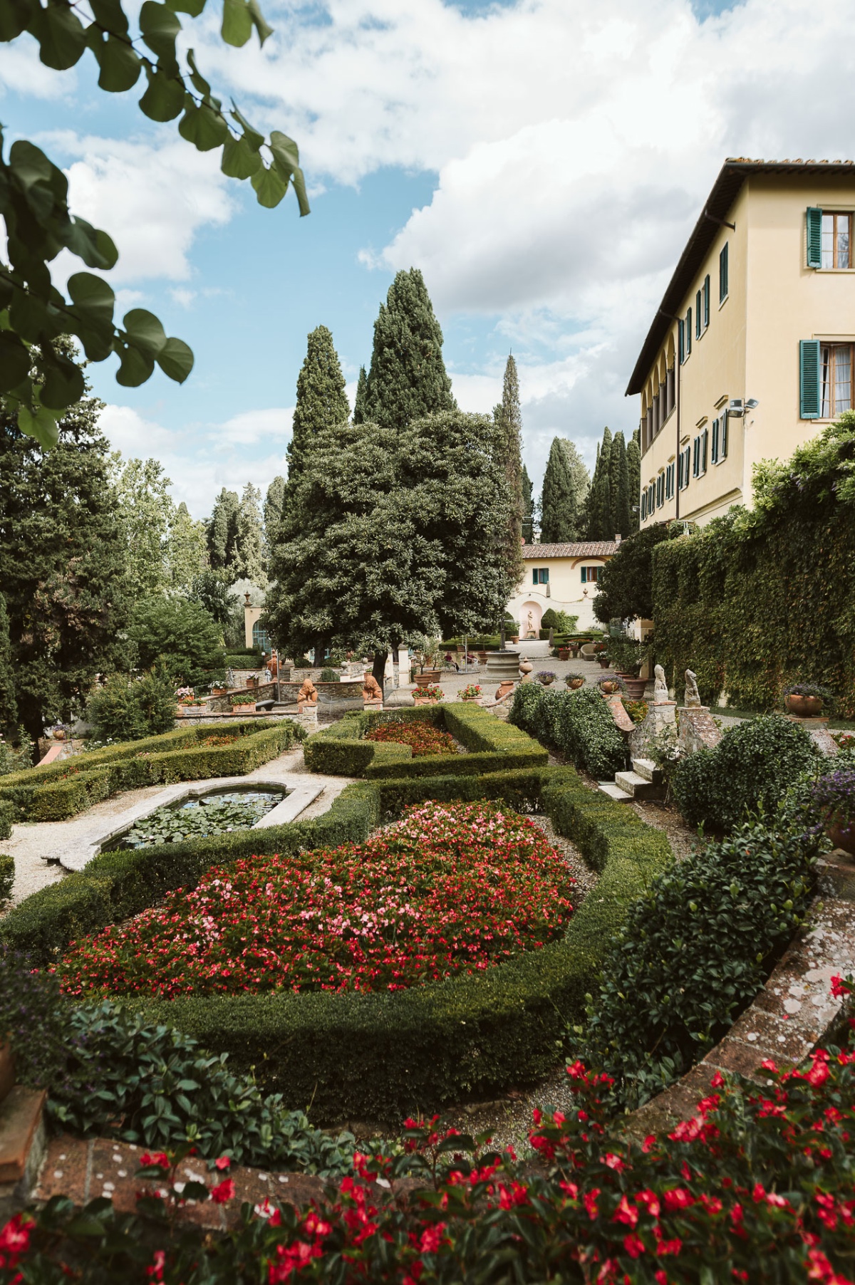 mamaphoto-feathered-fete-in-florence-1_original