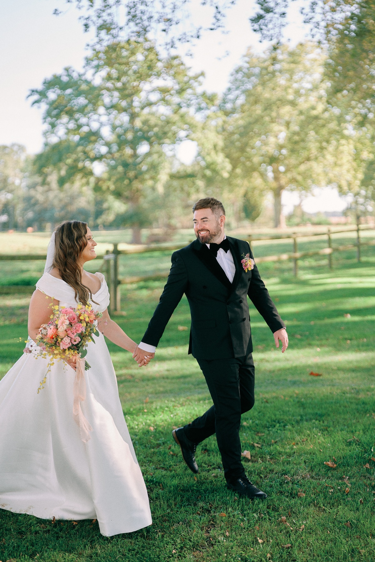 colorful-wedding-in-a-french-chateau-35