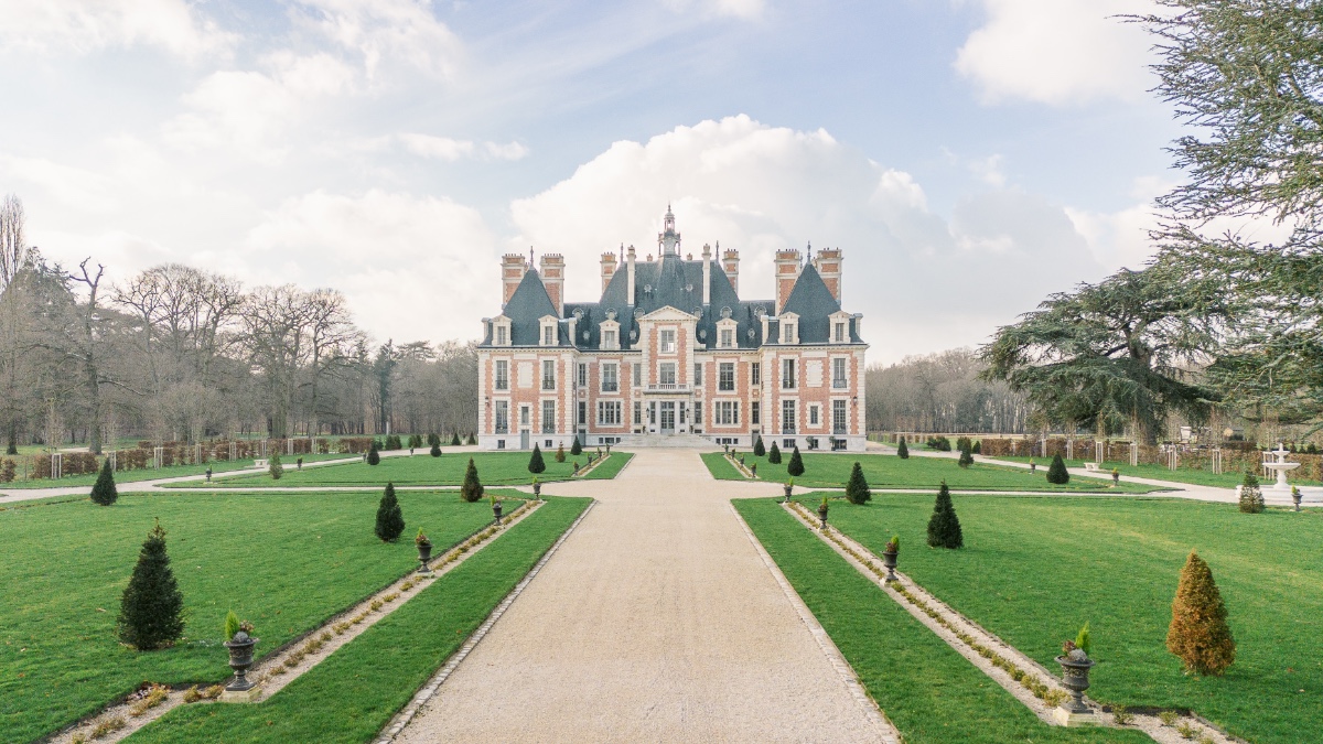 marion-pinel-photographe-chateau-de-nainville-a-winter-dream-wedding-18-janvier-2024-in-paris-2