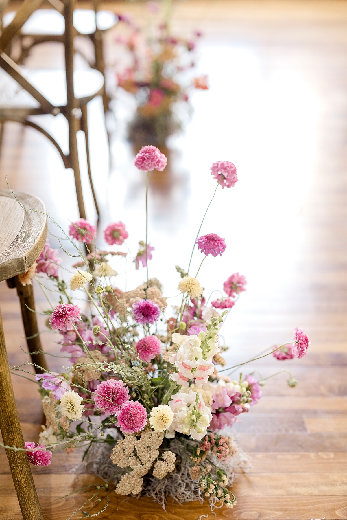 spring wildflower floral arrangement