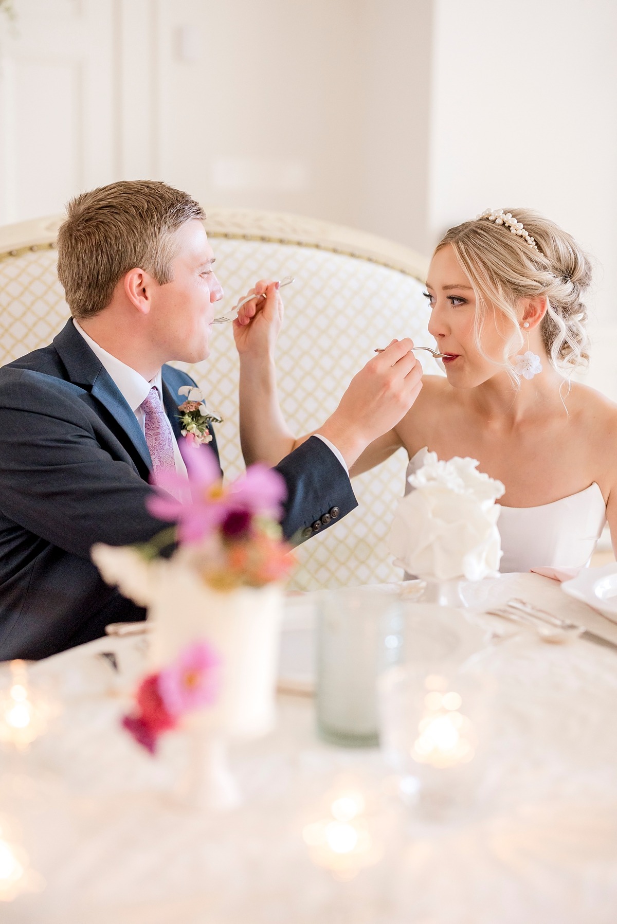 minneapolis-club-wedding-edwardian-spring-alexandra-robyn-photo_0041