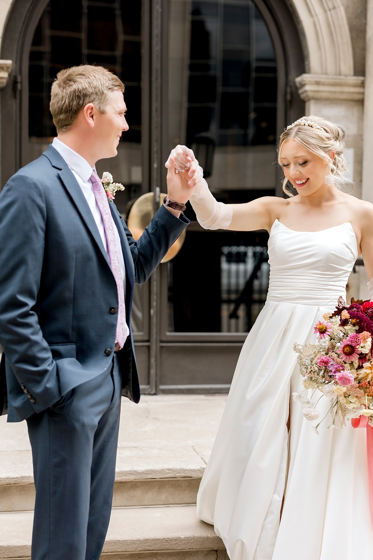 minneapolis-club-wedding-edwardian-spring-alexandra-robyn-photo_0052