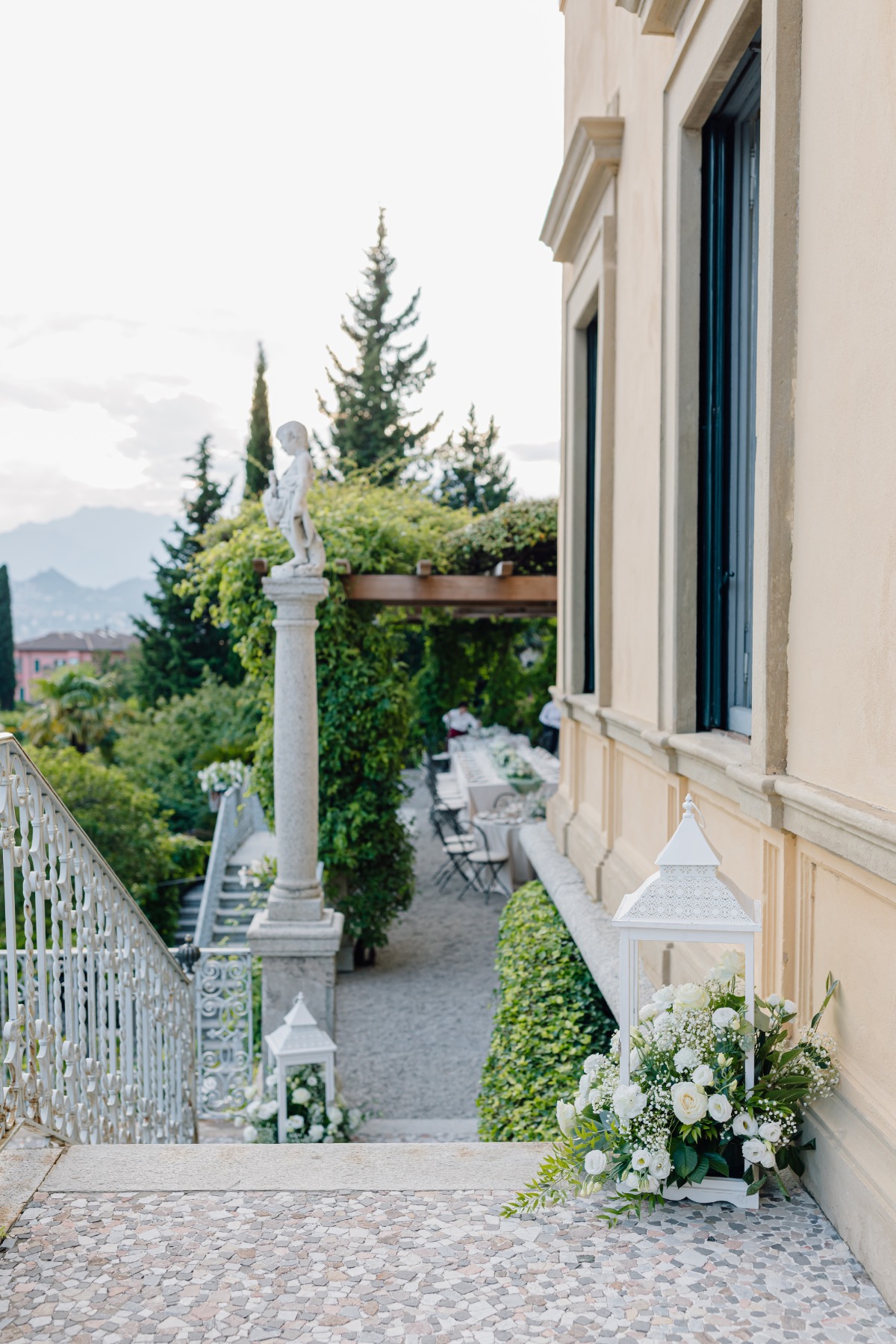 white and green wedding inspiration 