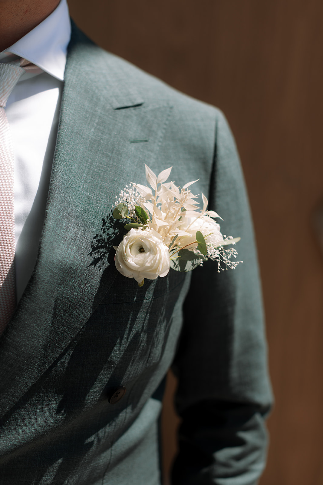 anemone boutonniere