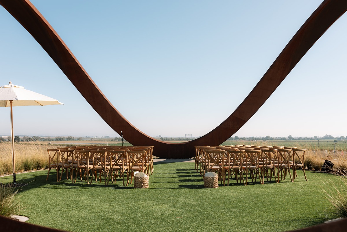 contemporary art wedding ceremony location