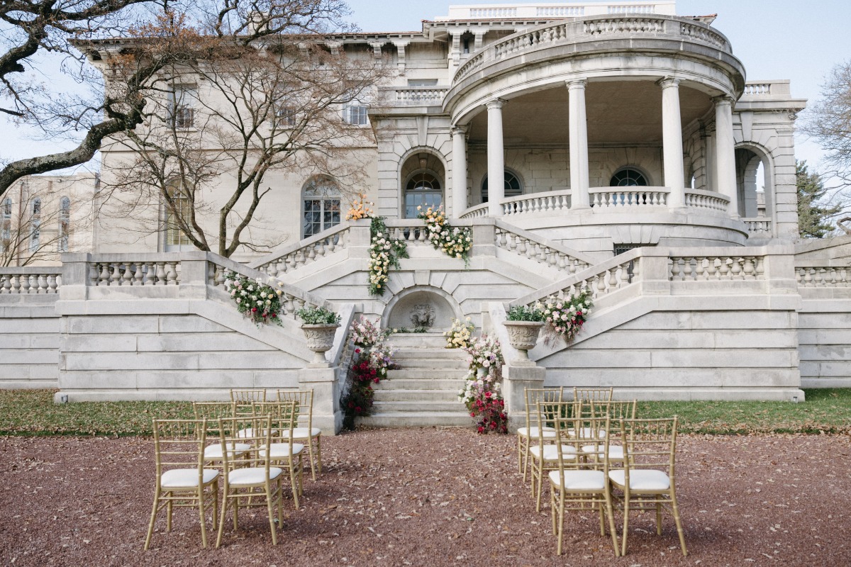 outdoor staircase wedding ceremony