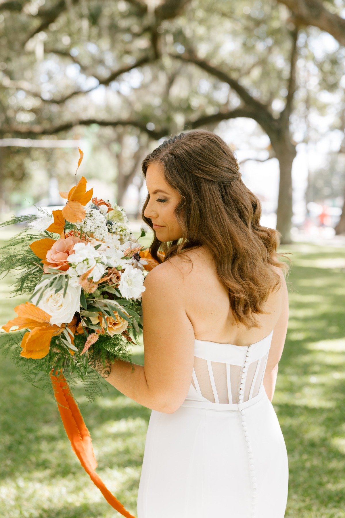 Vibrant and colorful wedding bouquets in Savannah Georgia