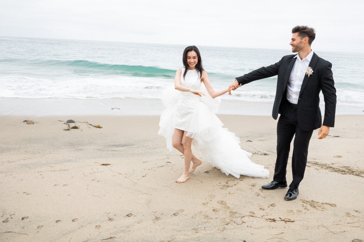 Eastern bride and groom change into western party attire